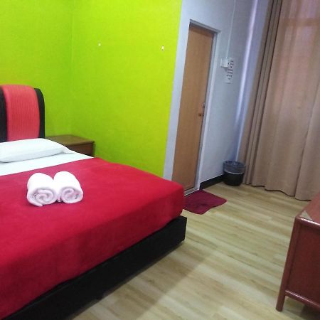 Samudera Hotel Kampung Kuala Besut Kültér fotó