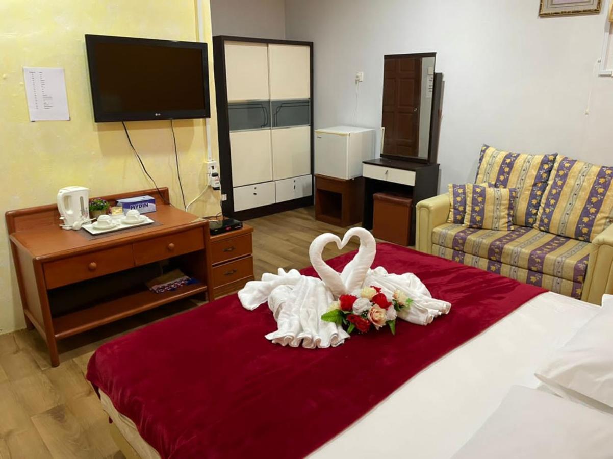 Samudera Hotel Kampung Kuala Besut Kültér fotó